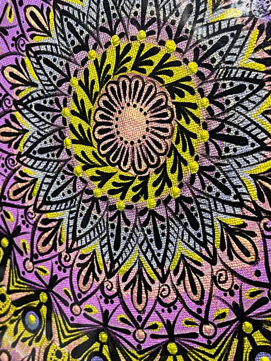 Lavender Mandala 12"